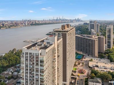 1600 Parker Ave #7J, Fort Lee, NJ, 07024