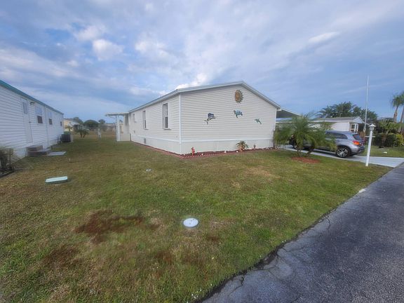 3rd image of 158 Steamboat Dr