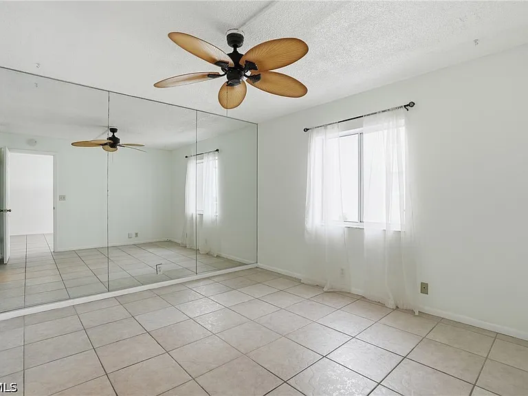 2885 Palm Beach Blvd #301 — Photo 9