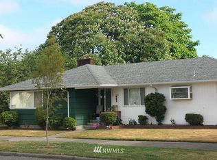 874 Broadway St, Longview, WA 98632
