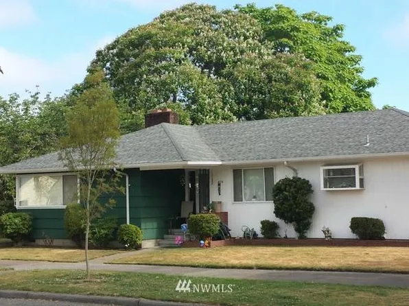 874 Broadway St, Longview, WA 98632