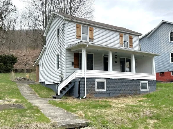 623 Portage St, South Fork, PA 15956