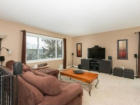 5th image of 2860 Castleford Ct