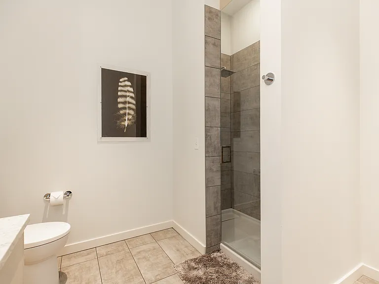 515 W Aspen St #301 — Photo 18