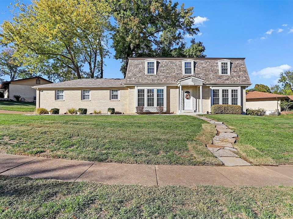 1st image of 13165 Weatherfield Dr