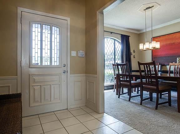 3rd image of 2411 Buttercup Dr
