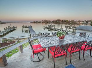 3725 Parke Dr, Edgewater, MD 21037