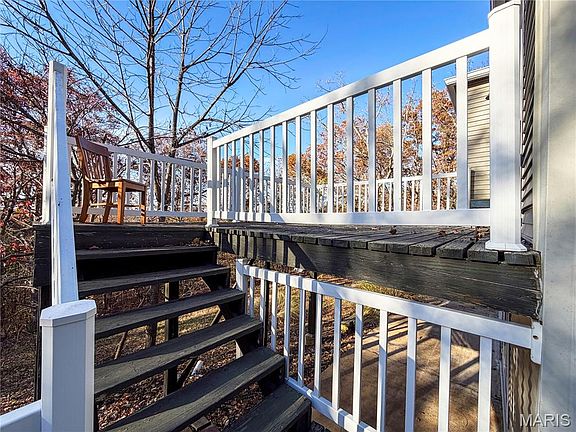 4th image of 131 Evergreen Dr