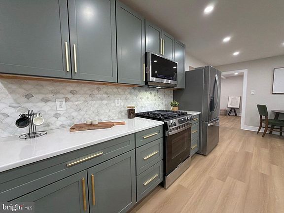 5th image of 12607 Abbottsford Cir