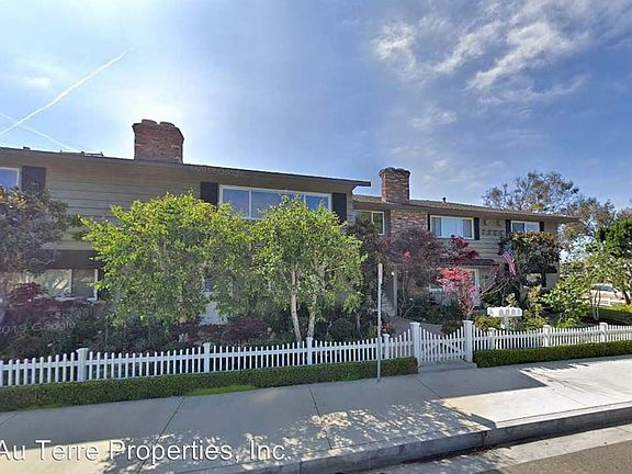 3rd image of 428 Irvine Ave