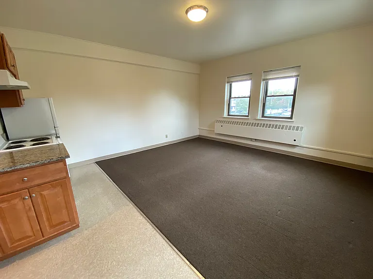 1050 Hancock St #28 — Photo 6
