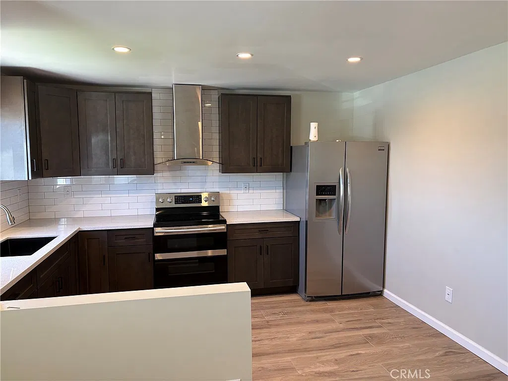 1 bed, 640 sqft, $1,995 — Photo 3