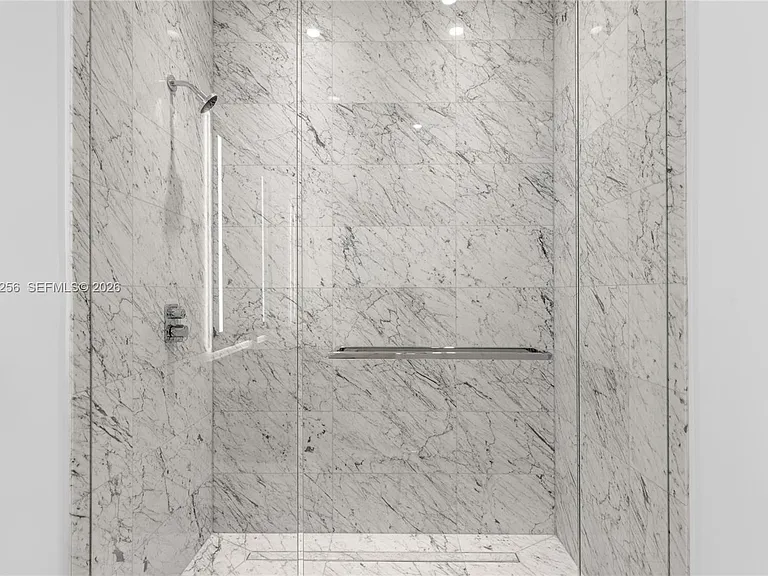 5 Grove Isle Dr #S401 — Photo 35
