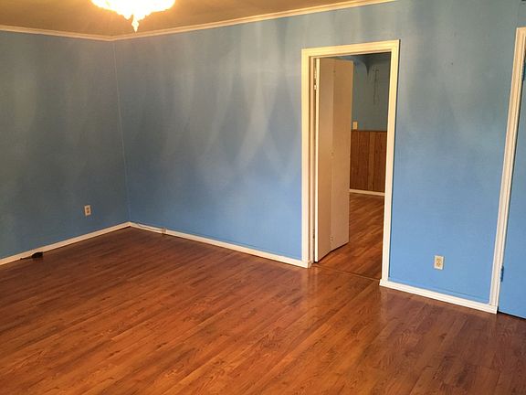 5th image of 1604 27th St