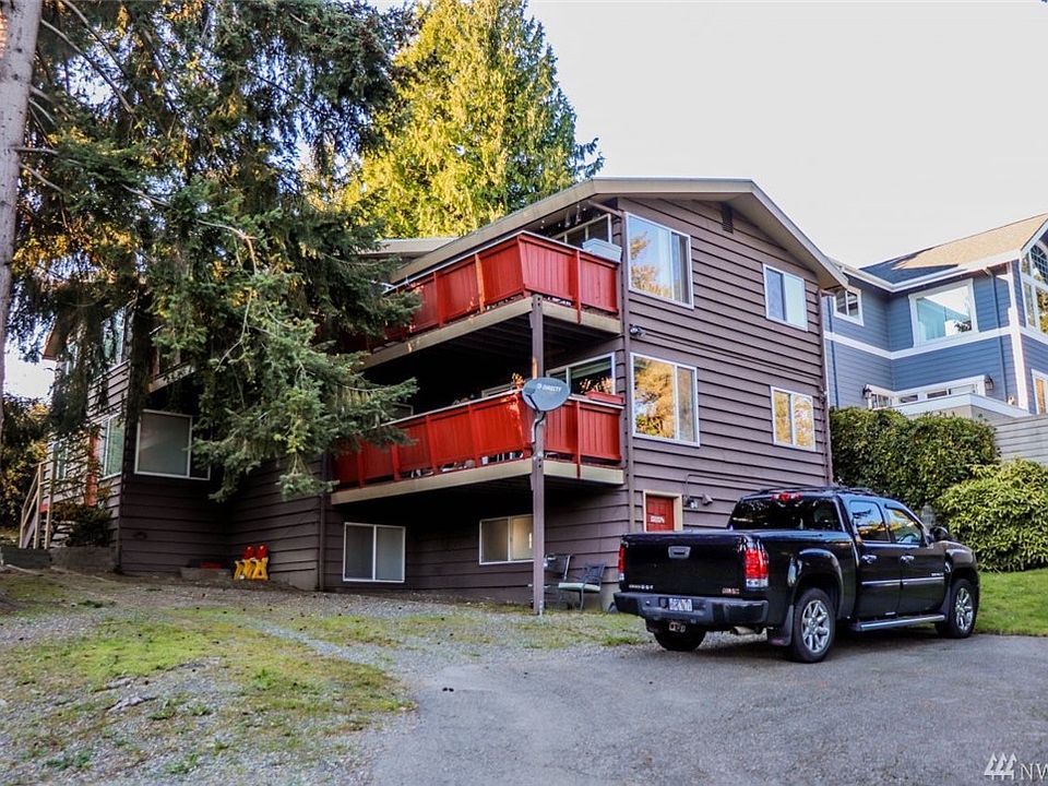 2nd image of 9500 9th Ave NW