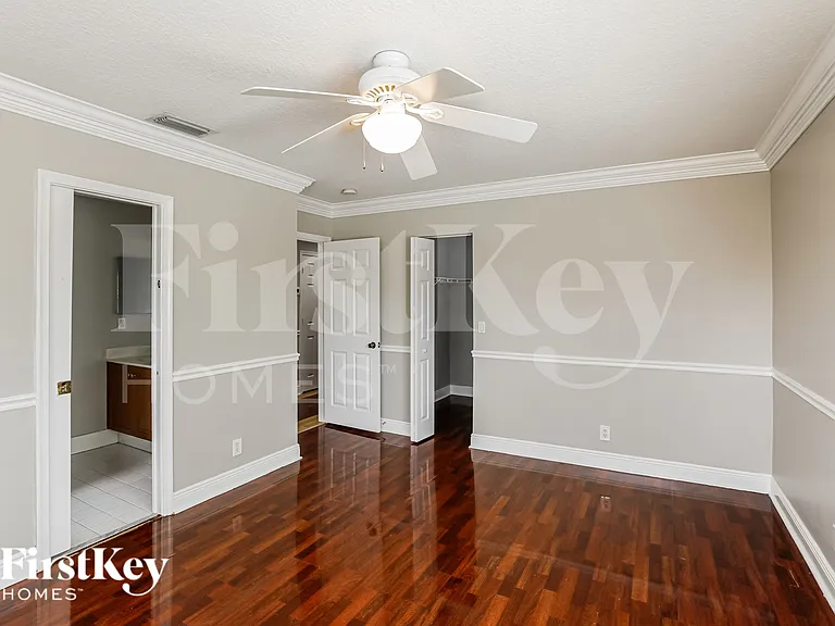 16324 SW 15th St — Photo 13