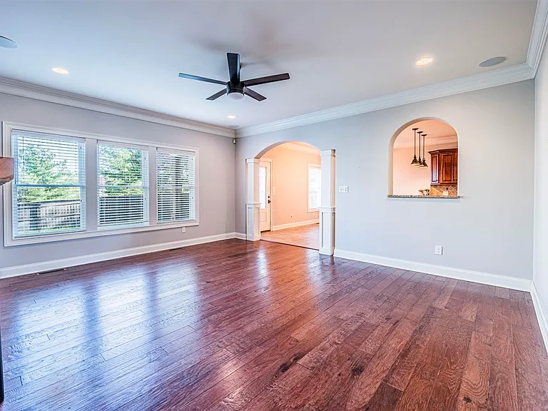 730 Bennington Park Dr — Photo 8