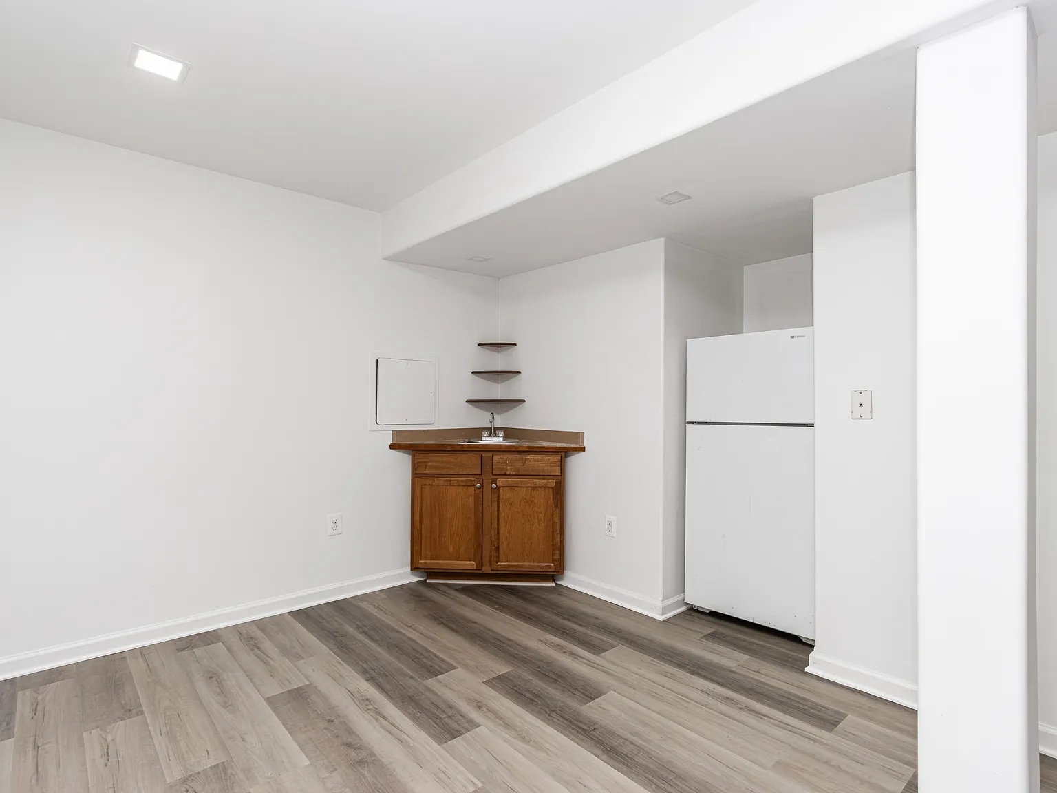 6 Mintwood Drive$ - 1 — Photo 2