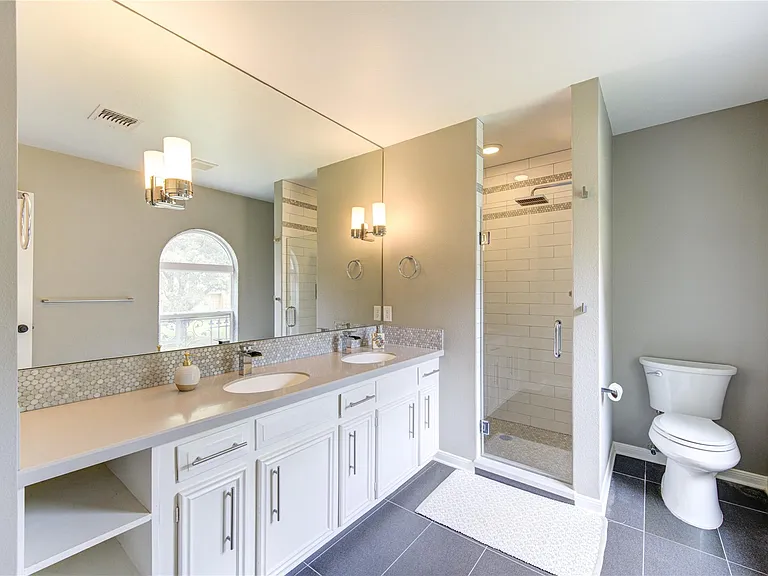 15739 Fleetwood Oaks Dr — Photo 29