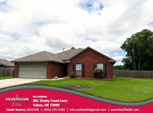 901 Shady Creek Ln, Yukon, OK 73099