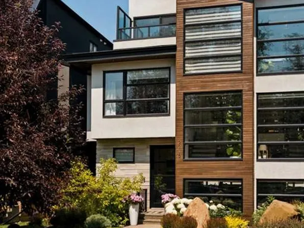 2216 S 22nd Ave SW, Calgary, AB T2T 0S7