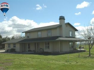 2880 Starkey Rd, Shandon, CA 93461