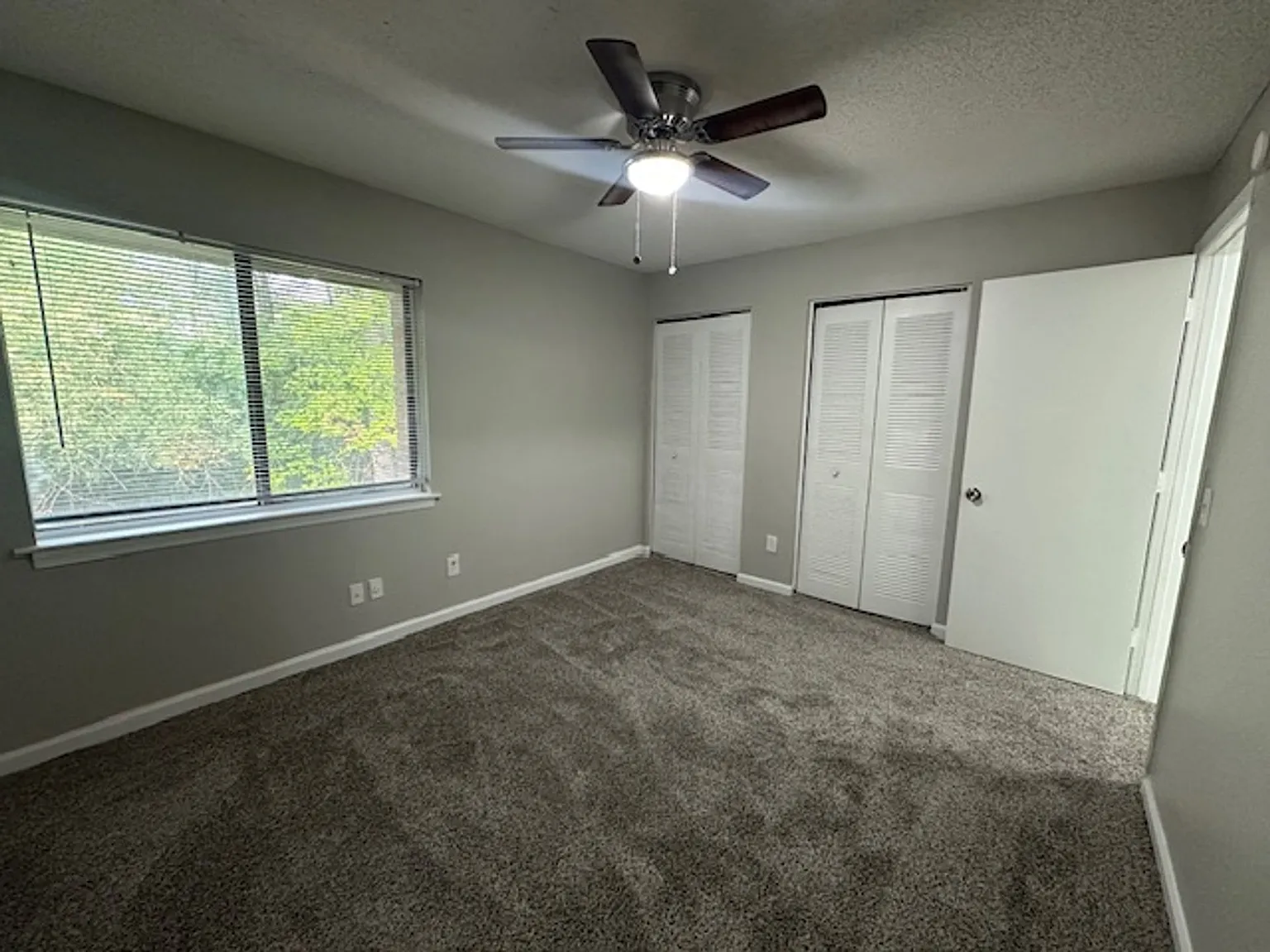 Oakview Townhomes — Photo 4