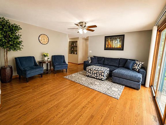 3rd image of 2306 Northview ROAD