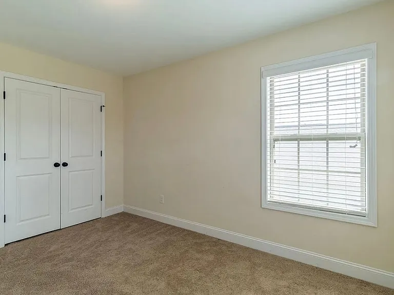 322 Tufton Ct — Photo 30