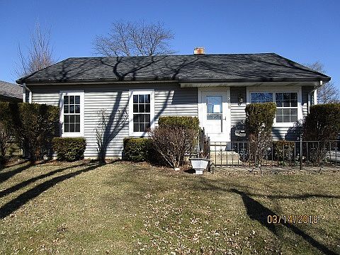 1st image of 388 Mark Ave