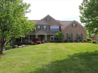 1422 Miami Lake Dr, Loveland, OH 45140