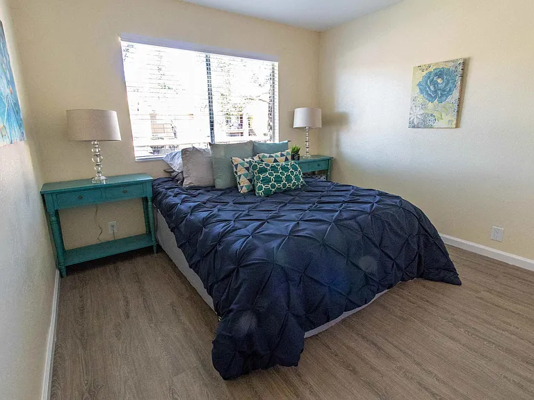 Meadowood Village Apartments — Photo 19