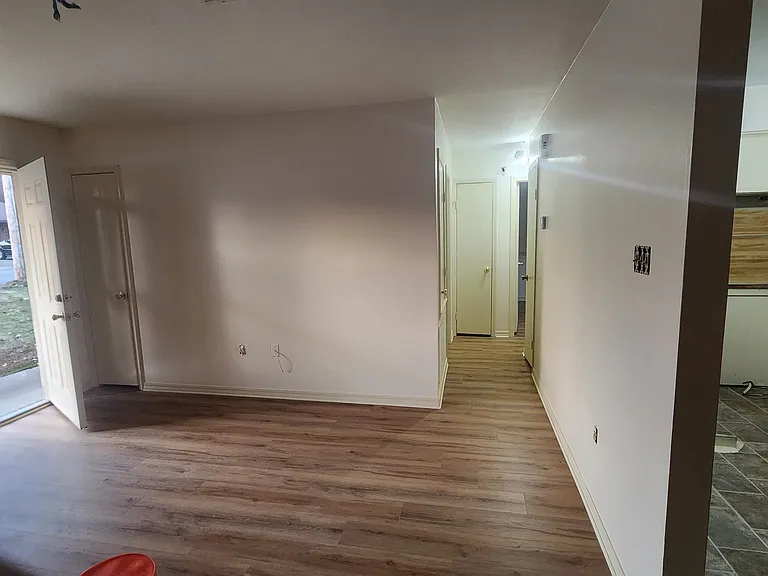 4 Bradley Cir #B — Photo 2