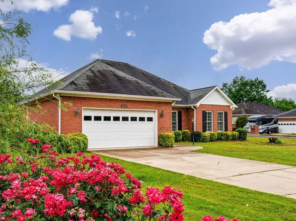 1307 Golden Eagle Cir, Jasper, AL 35504