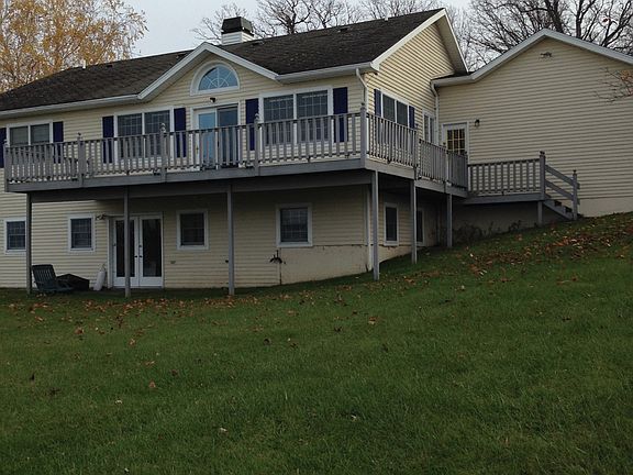3rd image of 37 Saint Lawrence Ave