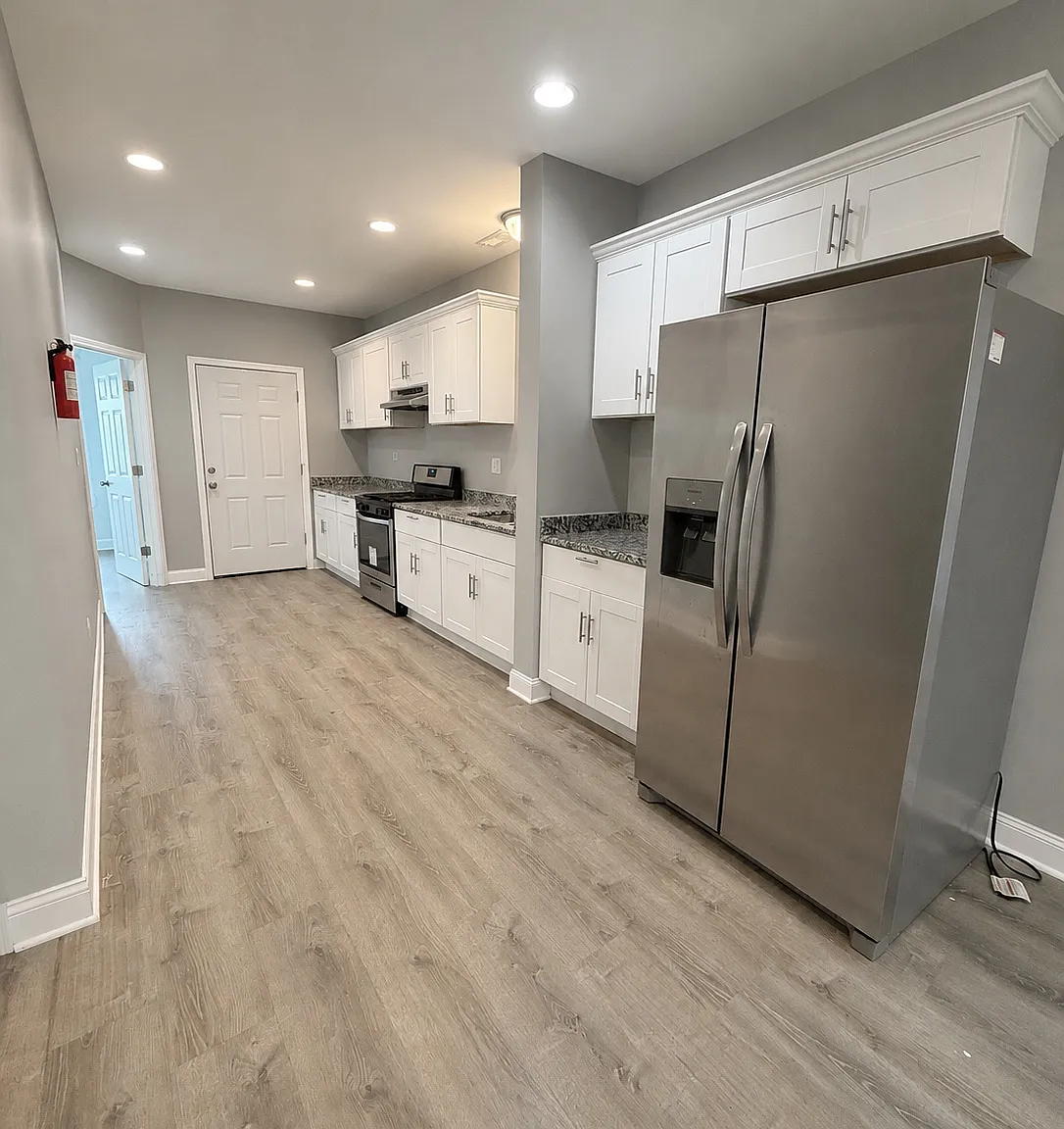 3 bed, 1500 sqft, $2,000 — Photo 3