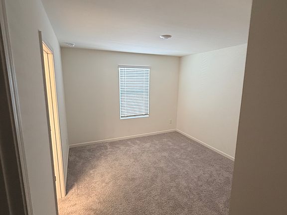 5th image of 290 Hyde Park