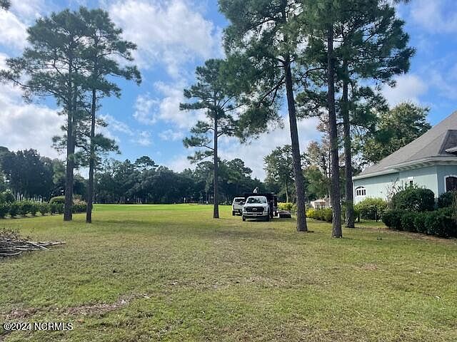 2nd image of 2503 St James Drive SE