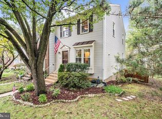 7518 Manigold Ct, Alexandria, VA 22315