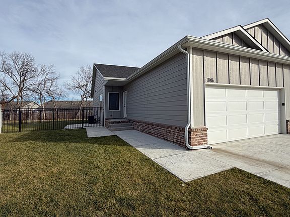 4th image of 1146 N Joye St #1