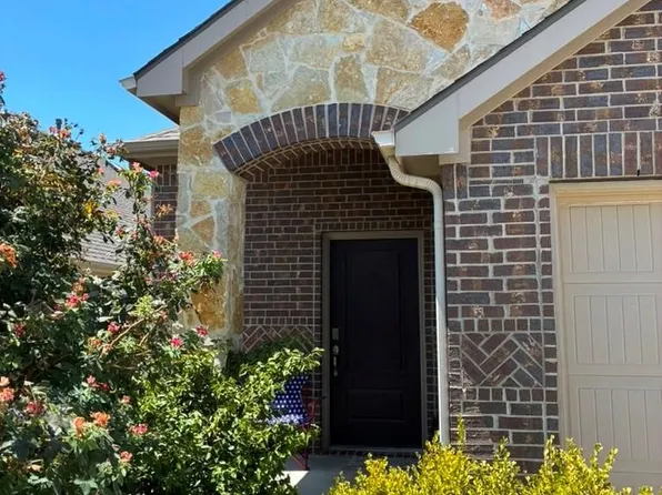 2729 Pease Dr, Forney, TX 75126