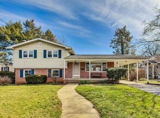 1208 Pinewood Dr, Frederick, MD 21701
