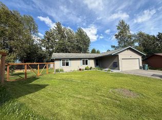 2411 Sunny Cir, Anchorage, AK 99502
