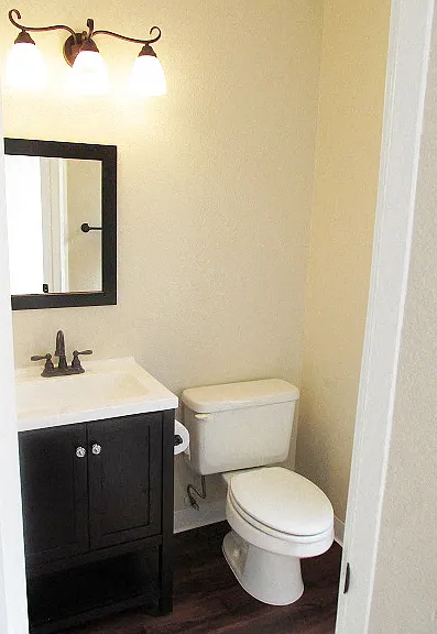 The Oaks Apartments — Photo 14