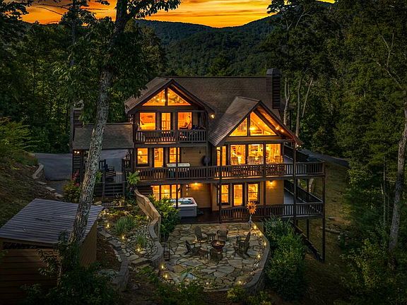 2nd image of 321 Quail Ridge Rd