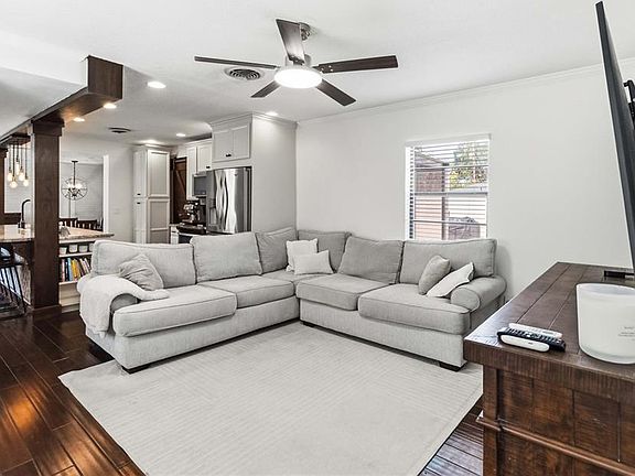 4th image of 2918 CARL TERRACE