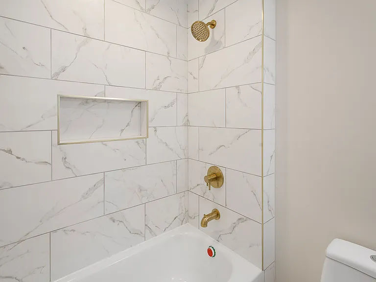 Acklen Apartments — Photo 3