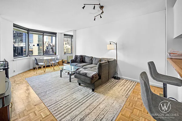 Rented by Oxford Property Group | media 1