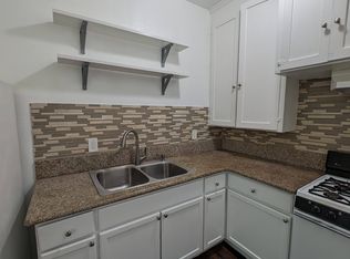1308-1310 12th Ave #204, Los Angeles, CA 90019