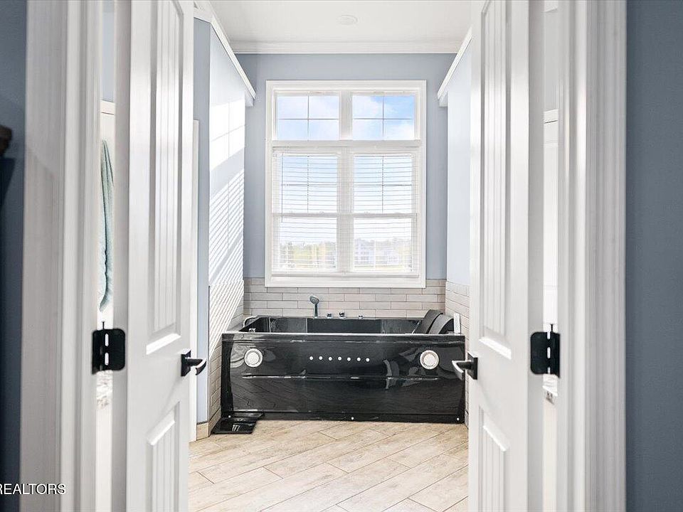 24th image of this home